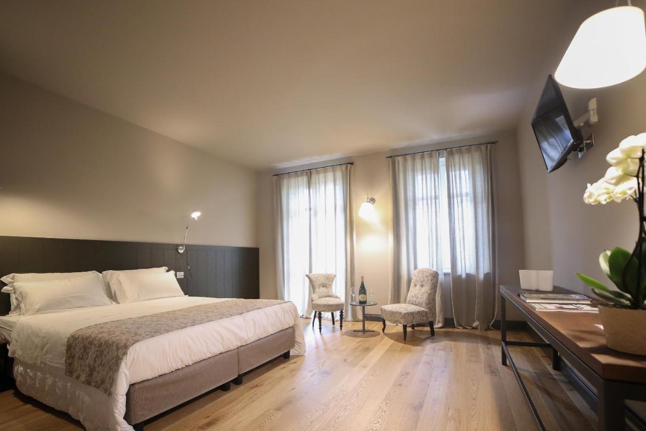 Locanda Ferro Uno, Golf Citta Di 아스티 외부 사진